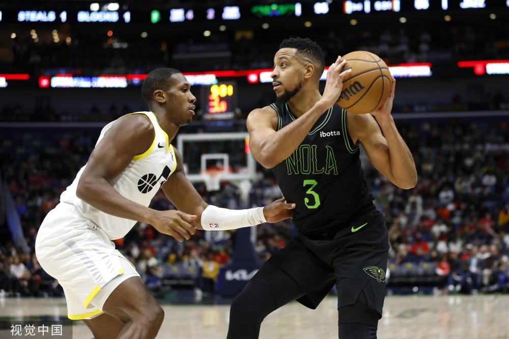 裁判標準的 裁判標準的